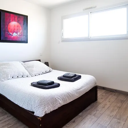 Maison Recente Proche Centre-ville, 8 Personnes