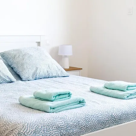 Maison Recente Proche Centre-ville, 8 Personnes